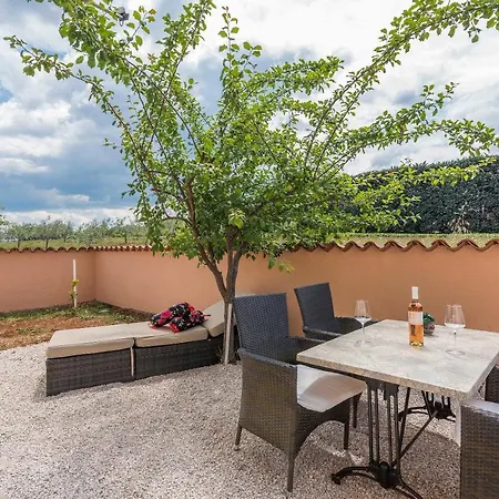 Ancora Apartment
