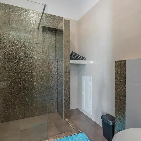Ancora Apartment